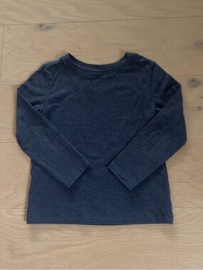Boys Cat And Jack blue long sleeve T-Shirt Size 5T